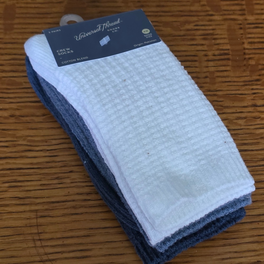 NEW Universal Thread Womens Crew Socks 3 Pairs Blue White Cotton Blend Size 4-10